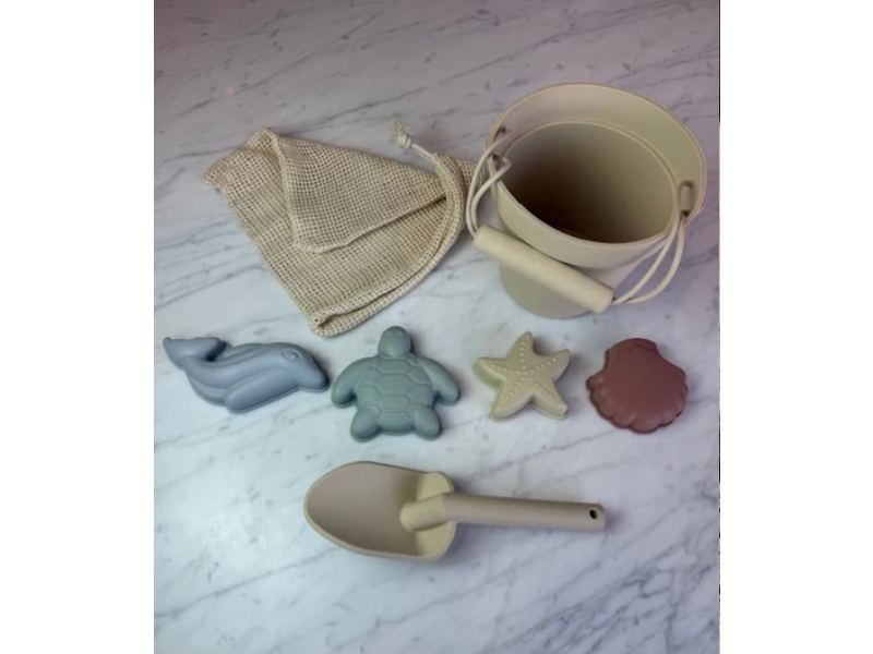 Pepelinoos Inc. Silicone Sand Bucket with Molds (non-toxic) - Coconut