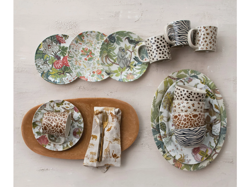 Creative Co-OP Printed Stoneware Plate w/ Botanicals, 4 Assorted Styles