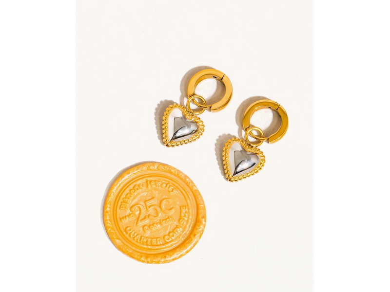MAIQ Accessories Savon 18K Non-Tarnish Two Tone Classic Heart Earring