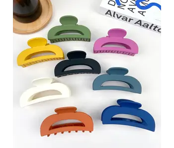 3.54" Half Circle Frosted Design Hair Clip