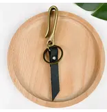 SoapElenGlen Vintage Alloy U-Shaped Belt Buckle Keychain - black