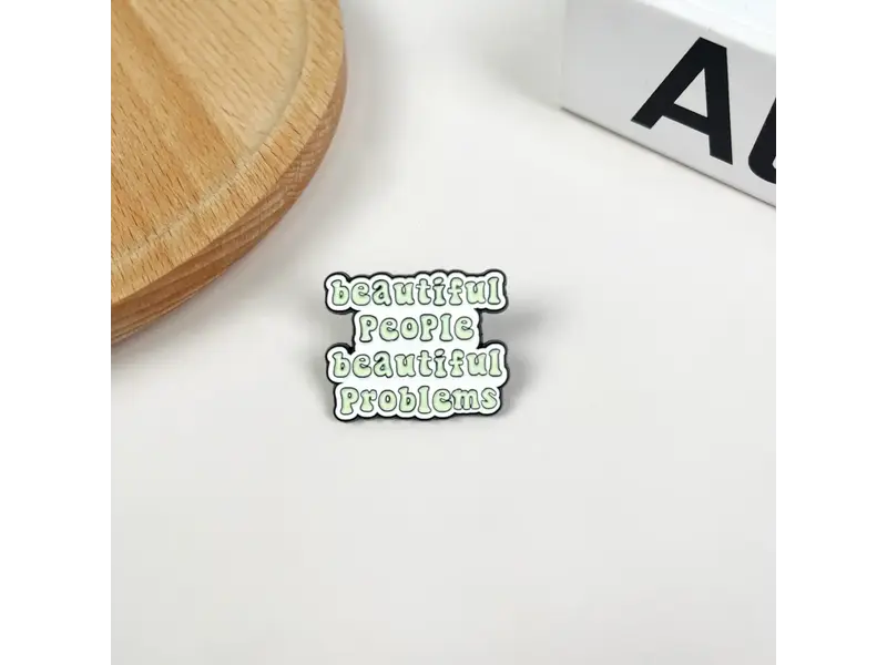 SoapElenGlen Pink Brooch Badge Creative Bag Accessories - J