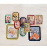 Creative Co-OP Scalloped Photo Frame w/ Gold Finish Edge, 8x10, 2 Assorted Colors