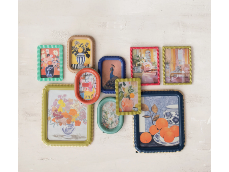 Creative Co-OP Scalloped Photo Frame w/ Gold Finish Edge, 8x10, 2 Assorted Colors