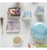 Creative Co-OP Stoneware Plate w/ Flowers, 4 Assorted Styles