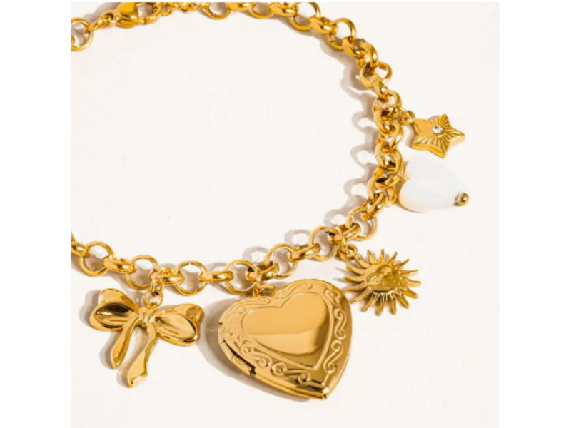 MAIQ Accessories Eydn 18K Non-Tarnish Heart Locket Charm Bracelet