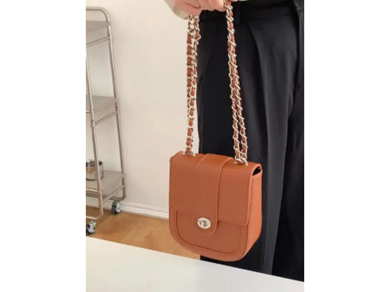 pretty persuasions Chain Strap Crossbody Bag - Brown