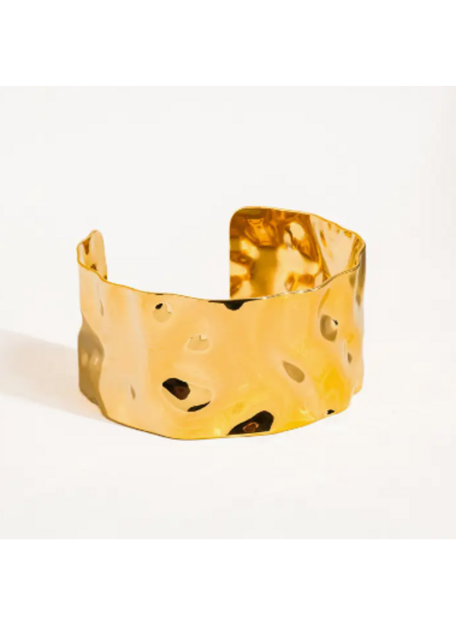 Baiser 18K Gold Non-Tarnish Glam Bold Bangle