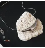 MAIQ Accessories Cendre 18K Gold Non-Tarnish Curve Sweater Necklace