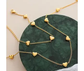 Vivre 18K Gold Non-Tarnish Petite Heart Necklace