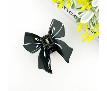 Elegant Bow Claw Clip - black