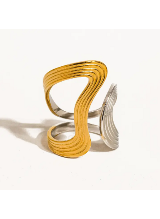 Xena 18K Gold Non-Tarnish Wavy Abstract Two Tone Ring