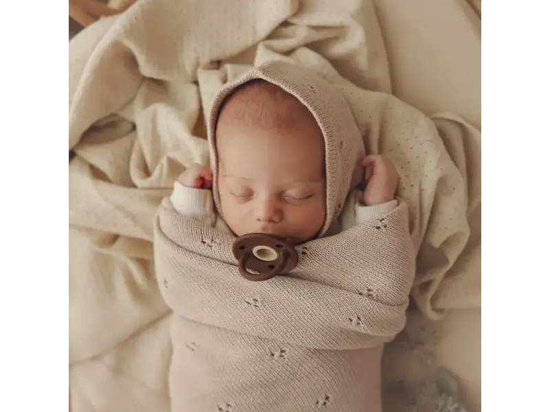 Bleu La La 100% Organic Cotton Luxury Organic Blanket + Hat Gift Set - Oatmeal