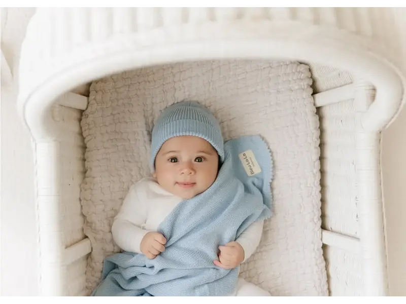 Bleu La La Luxe - 100% Organic Cotton Knit Blanket + Hat Boxed Gift Set