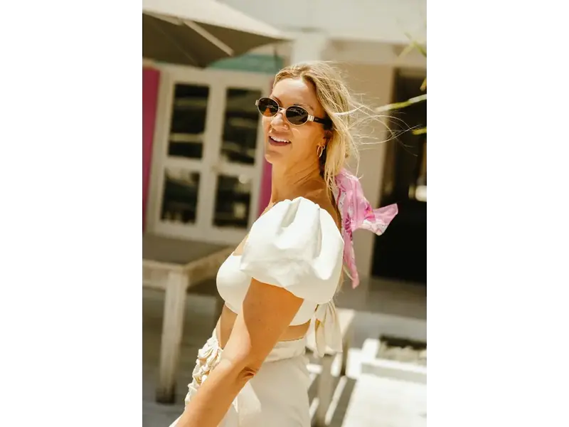 Kohv Eyewear Coco Amber Polarized Oval Metal Fashion Sunglasses