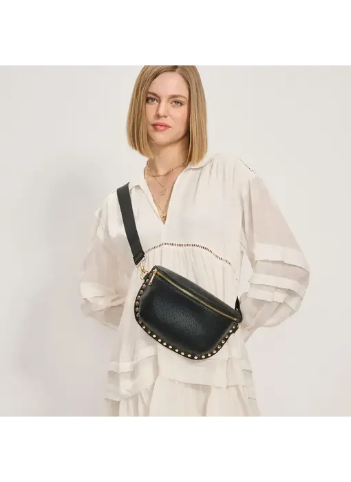 Gizelle Belt Bag - black