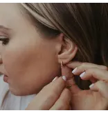 Ofina Jewelry Croissant Huggies GV