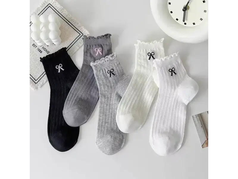 UZ Wholesale Store Bow Lace Mesh Ankle Socks