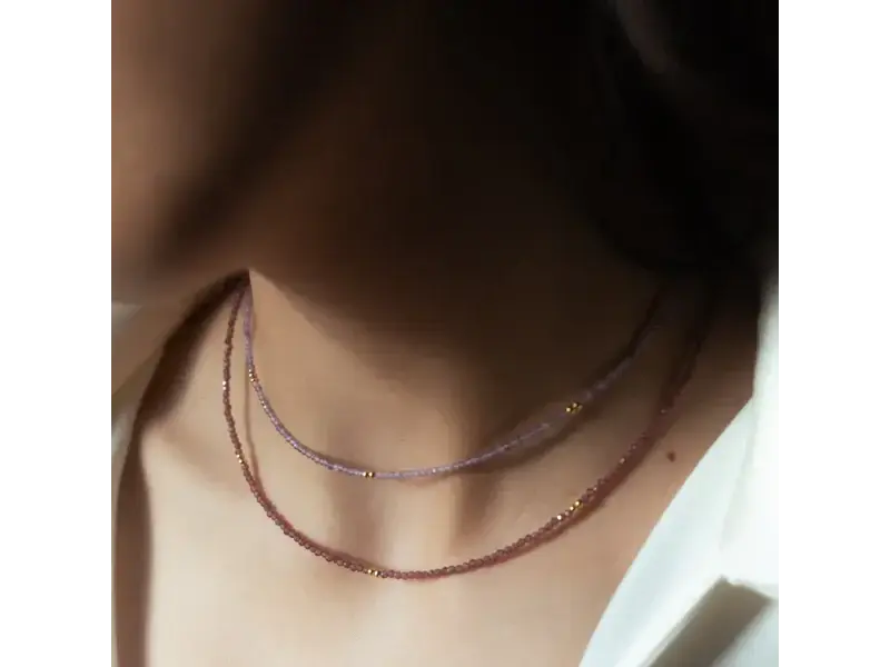 Ofina Jewelry Stone / Silver Mix Necklace: Rhodolite
