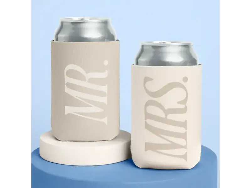 xo, Fetti Mr and Mrs Koozie Set