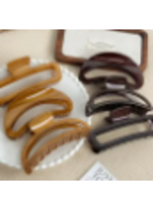 Neutral Essential Jumbo Hair Clip