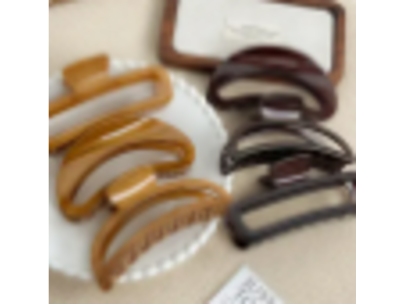 LoveLina Neutral Essential Jumbo Hair Clip