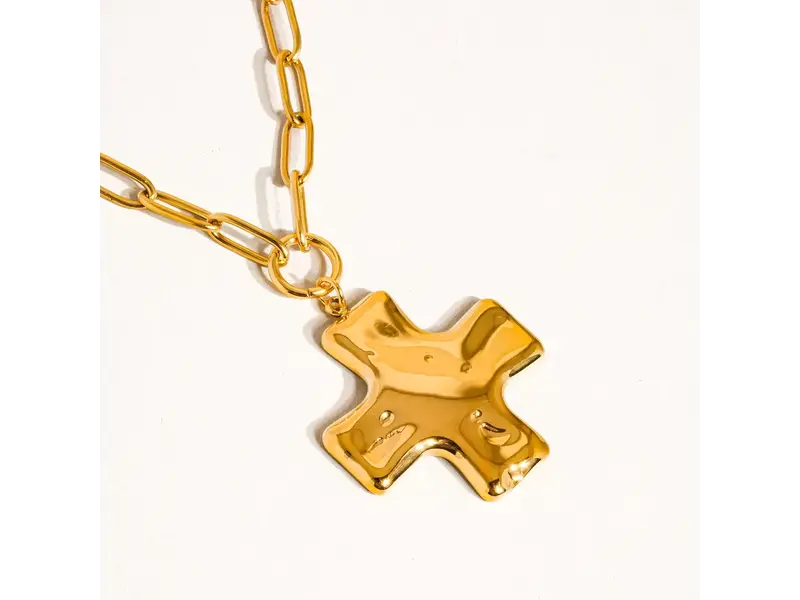 MAIQ Accessories Bari 18K Non-Tarnish Cross Chain Necklace