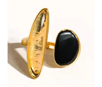 Christophe 18K Gold Vintage Black Agate Stone Ring