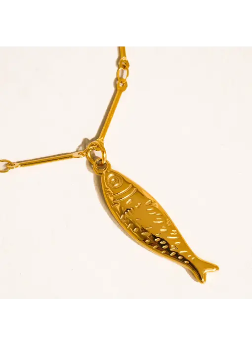 Coralie 18K Gold Non-Tarnish Fish Pendant Chain Necklace