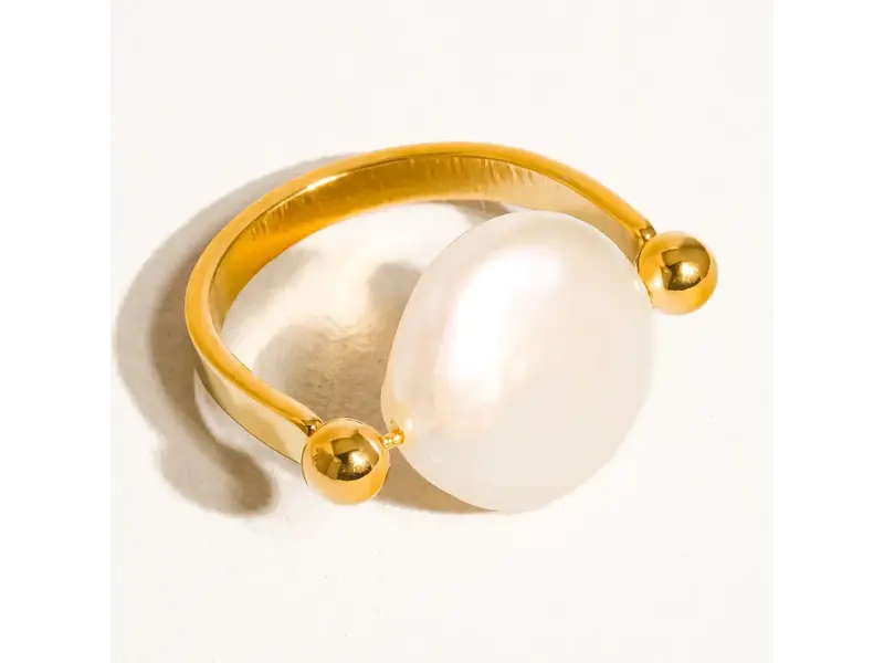 MAIQ Accessories Déodat 18K Gold Non-Tarnish Baroque Pearl Ring