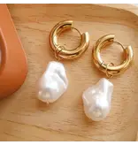 MAIQ Accessories Oceana Gold Statement Large Pearl Earrings