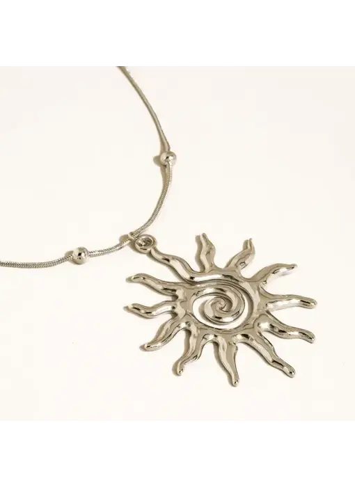 Taiyo 18K Gold Non-Tarnish Boho Sun Necklace