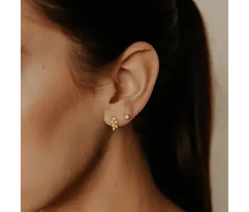 E864: Opal Prong Studs - GV
