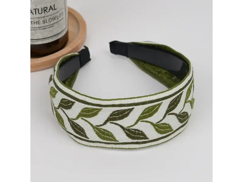 TheDivaSoap Boho Embroidered Floral Headband - green