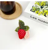 TheDivaSoap Two Strawberry Claw Clip