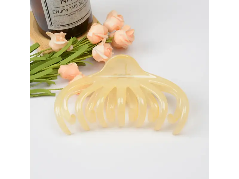 TheDivaSoap Large Lazy Transparent French Hair Claw Clip - beige