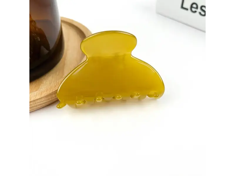 TheDivaSoap Retro Semi-Circle Clip - yellow