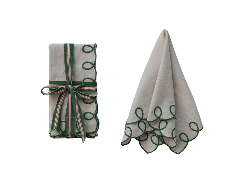 Creative Co-OP Cotton Scalloped Napkins with Embroidered Edges, Set of 4 Tied with Cotton Tape