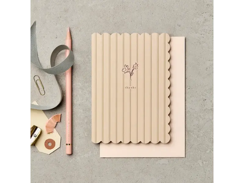 Katie Leamon Scallop Thanks Posy