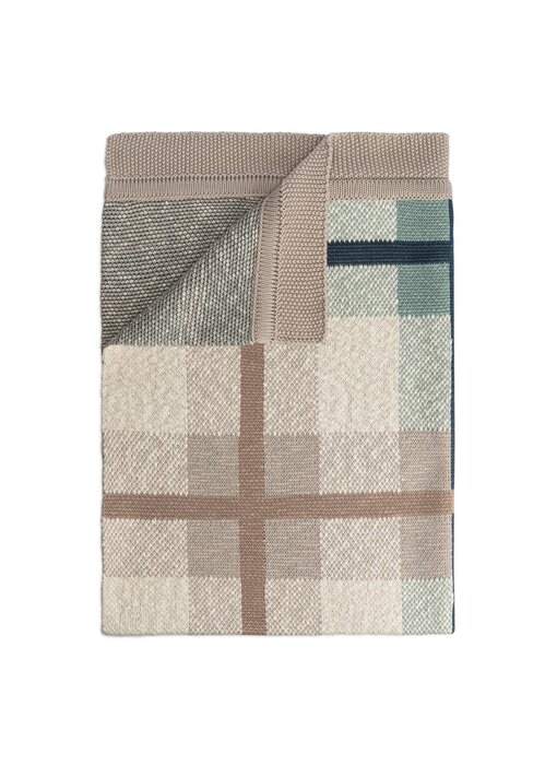 Charlie Farmhouse Knitted Plaid Blanket