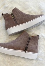 Diana Sneaker in Taupe