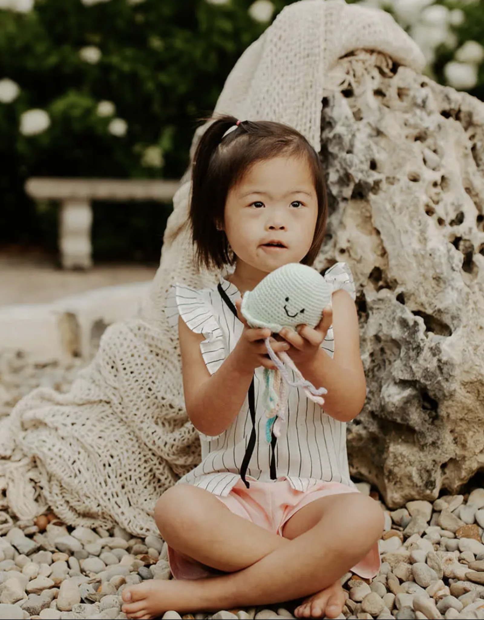 Pebble Jellyfish Rattle