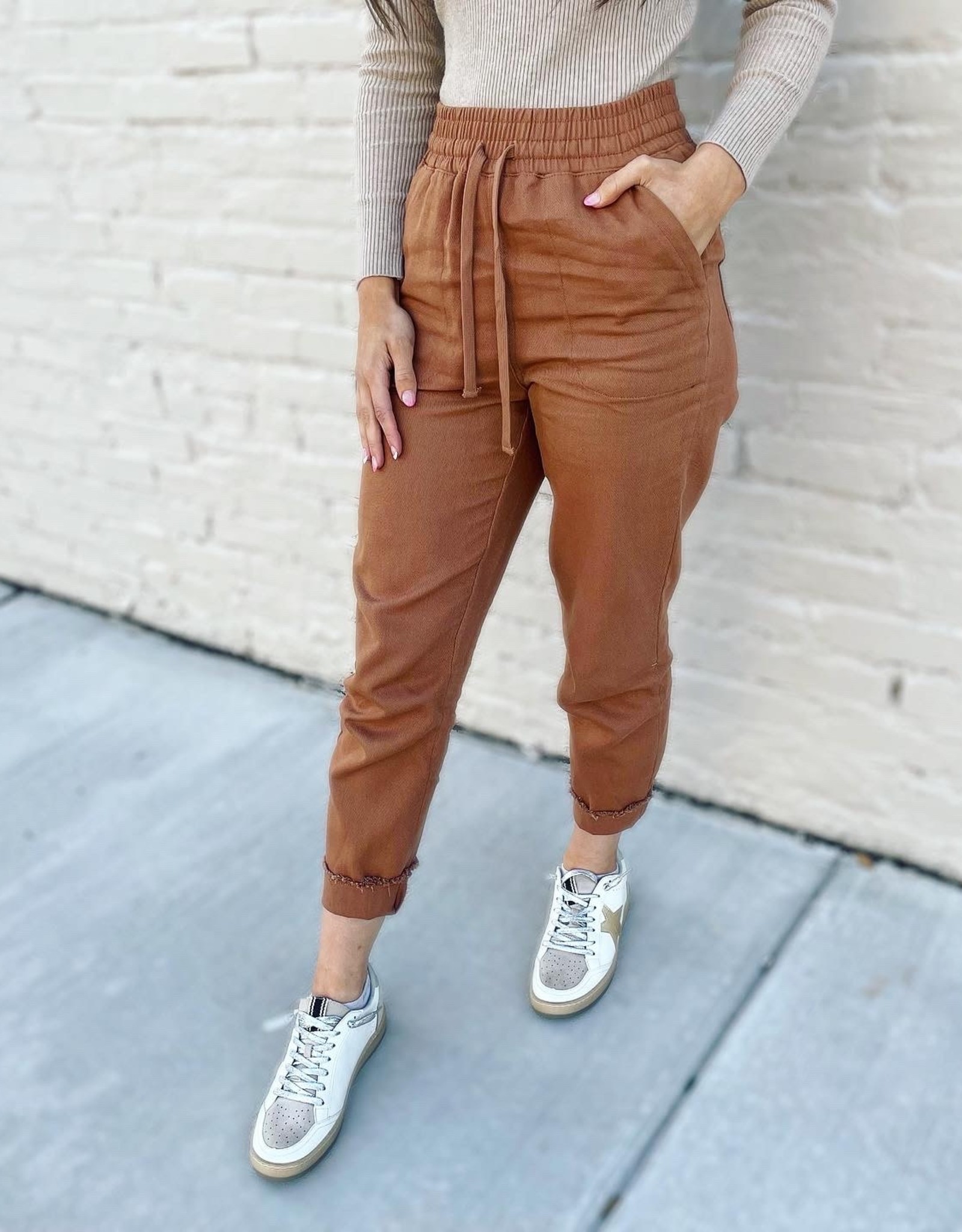 Callie Jogger in Camel