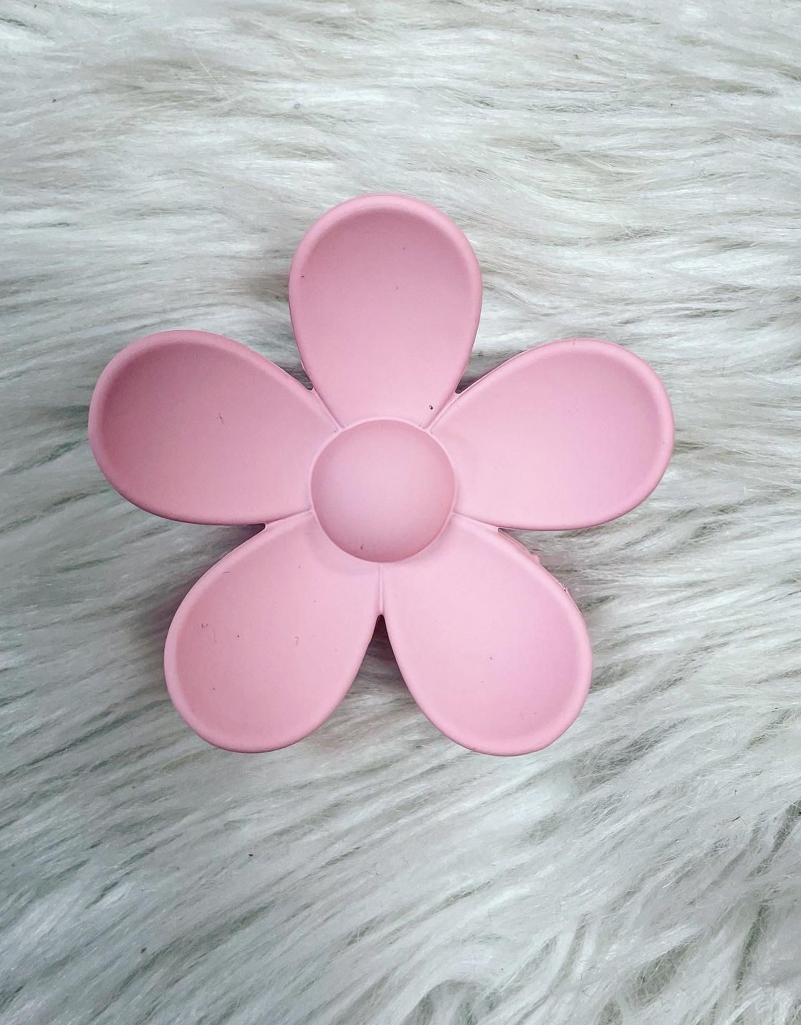 Huge Daisy Claw Clip in Light Pink