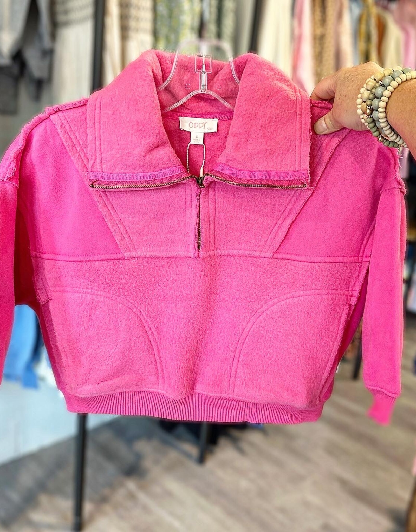 Oddi Zoey Pullover In Pink