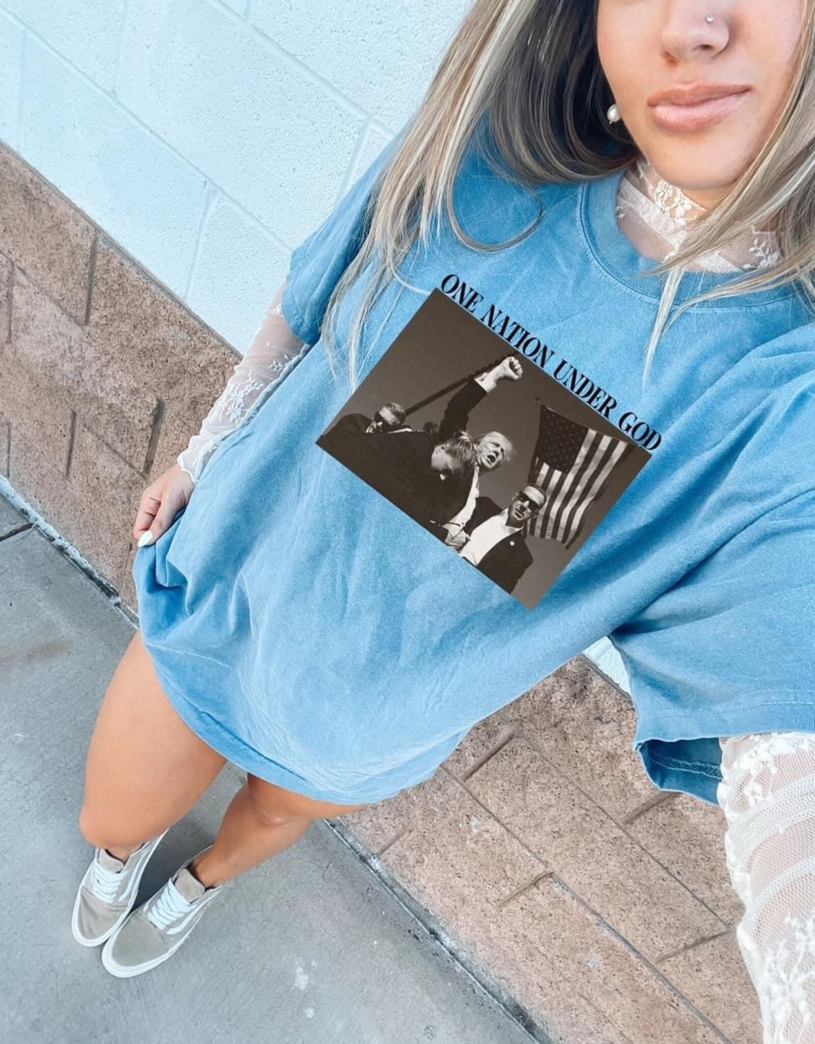Donald Trump Graphic Tee in Blue