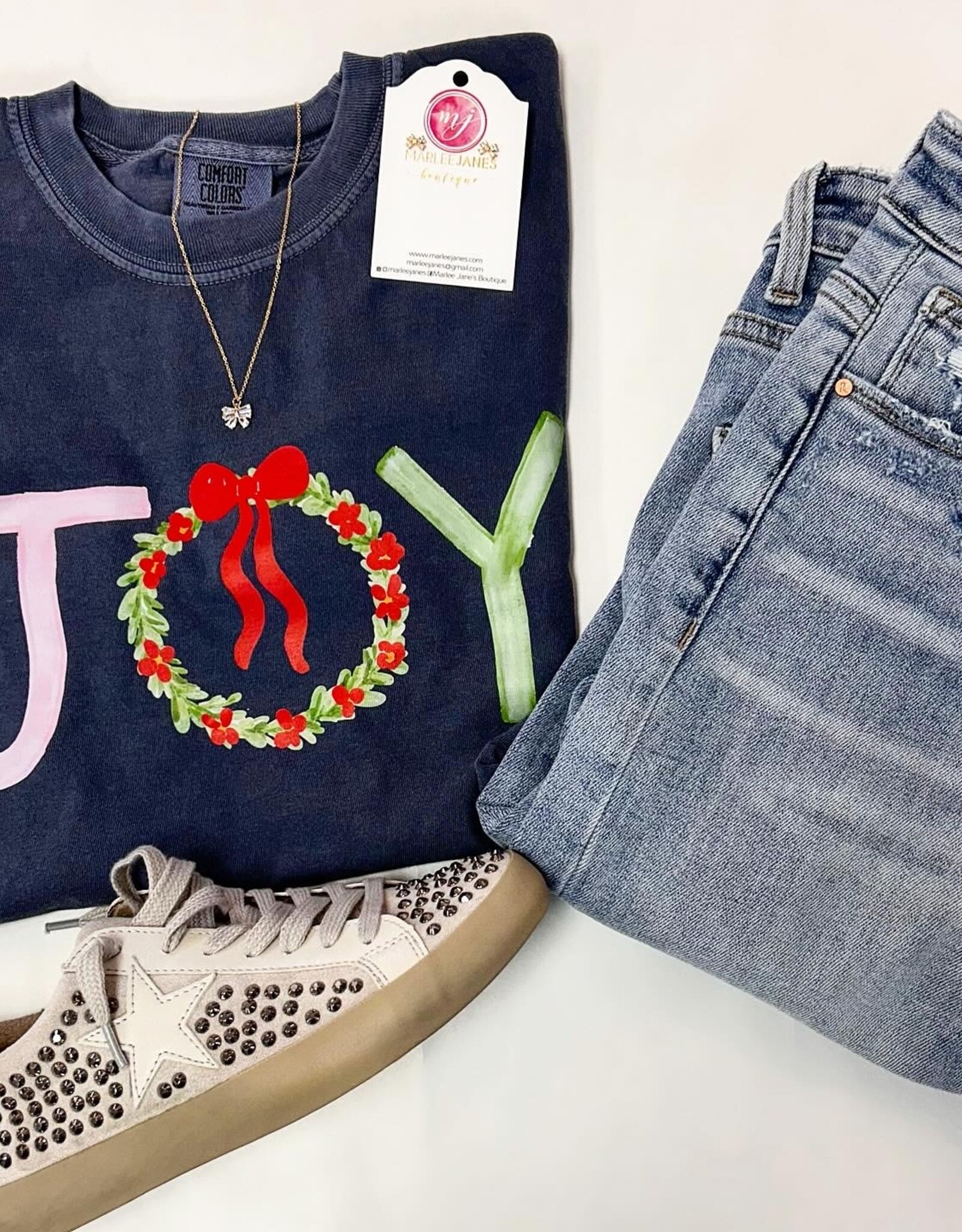Joy Christmas Graphic Tee in Denim
