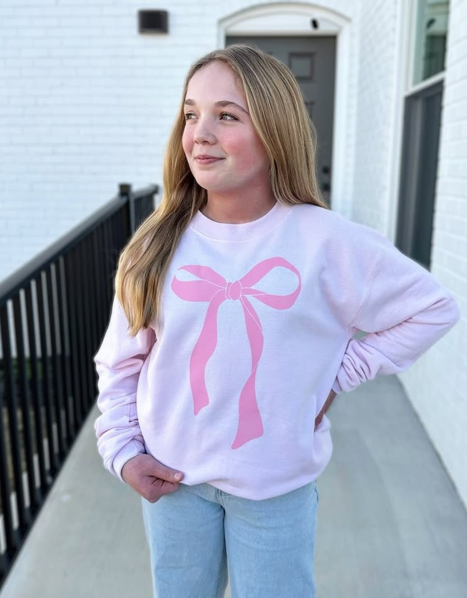 Single Bow Sweatshirt in Pink