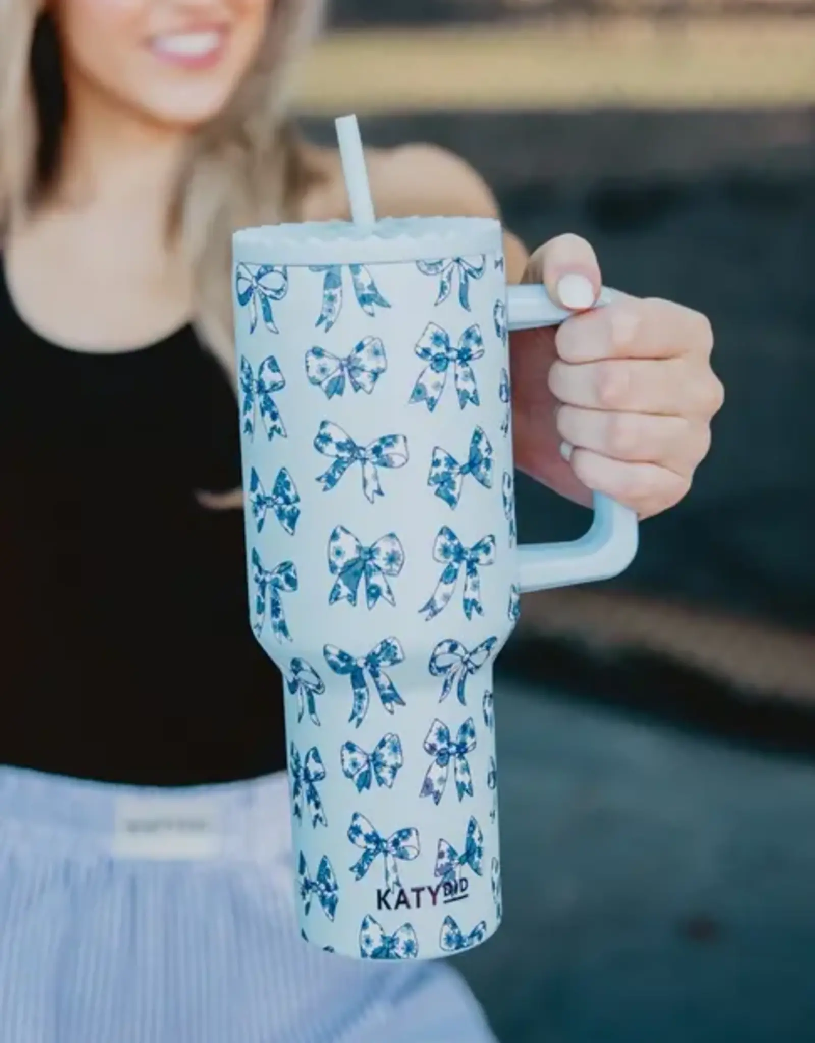Katydid Chinoiserie Coquette Bows 38 oz Tumbler