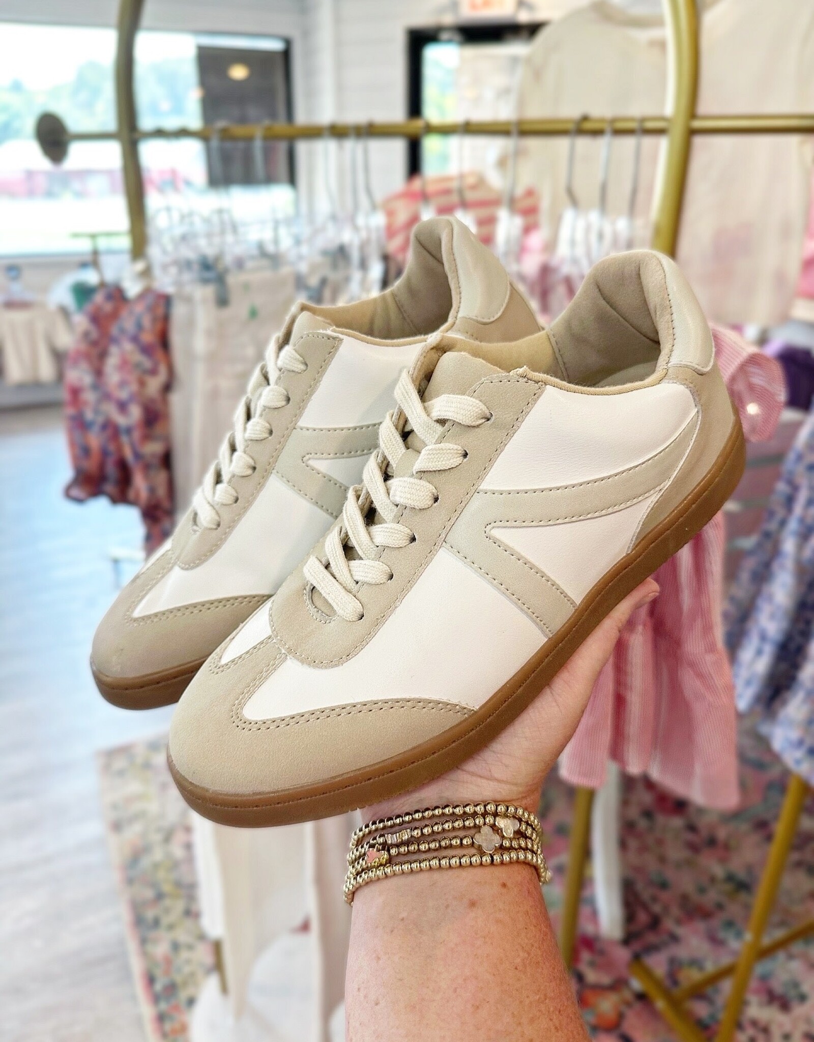 SODA Galton Sneaker in Beige